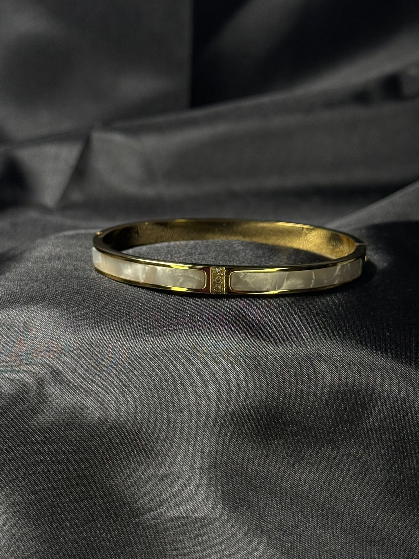 Quartz Bangle