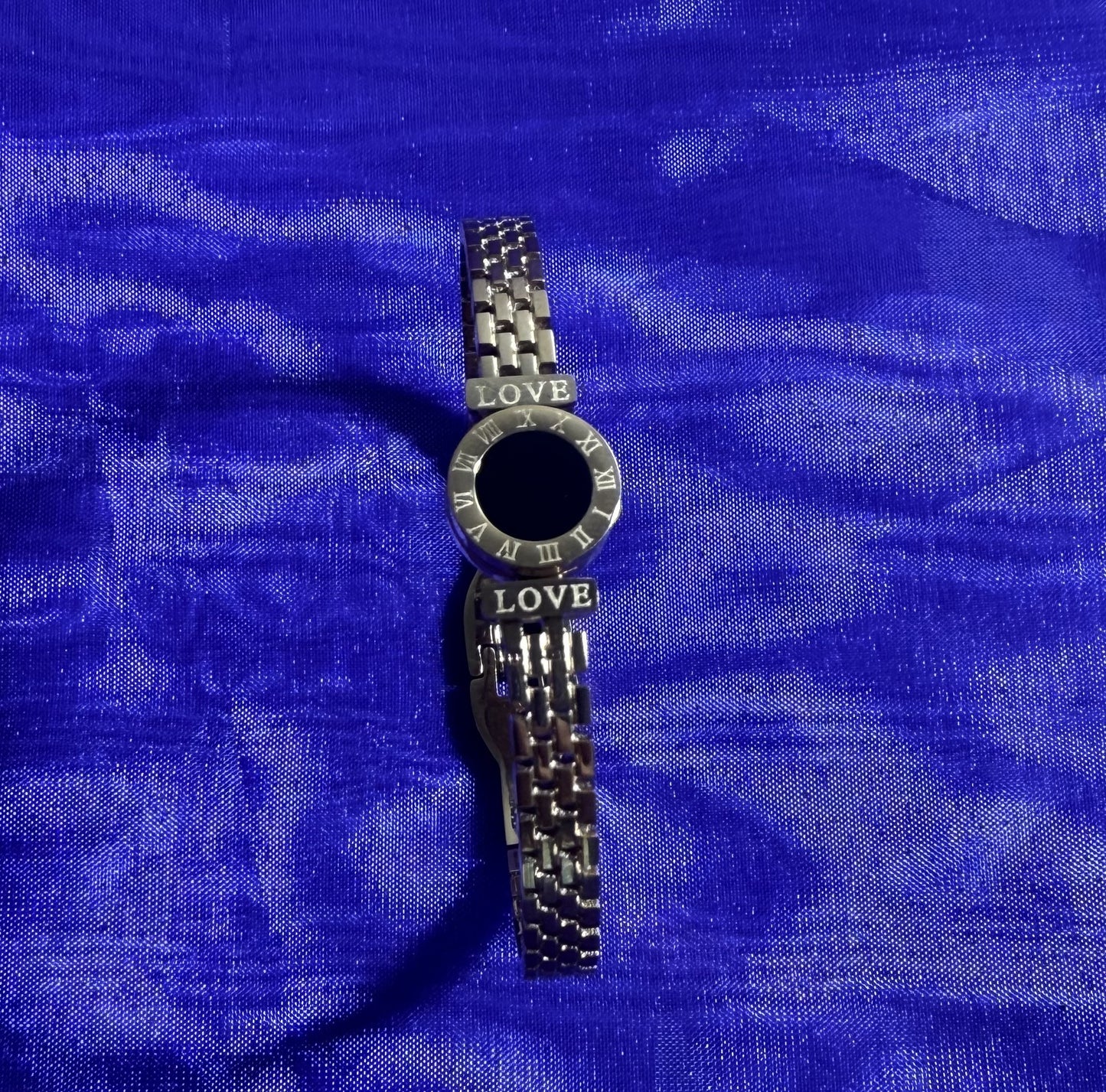 Roman Love Bangle