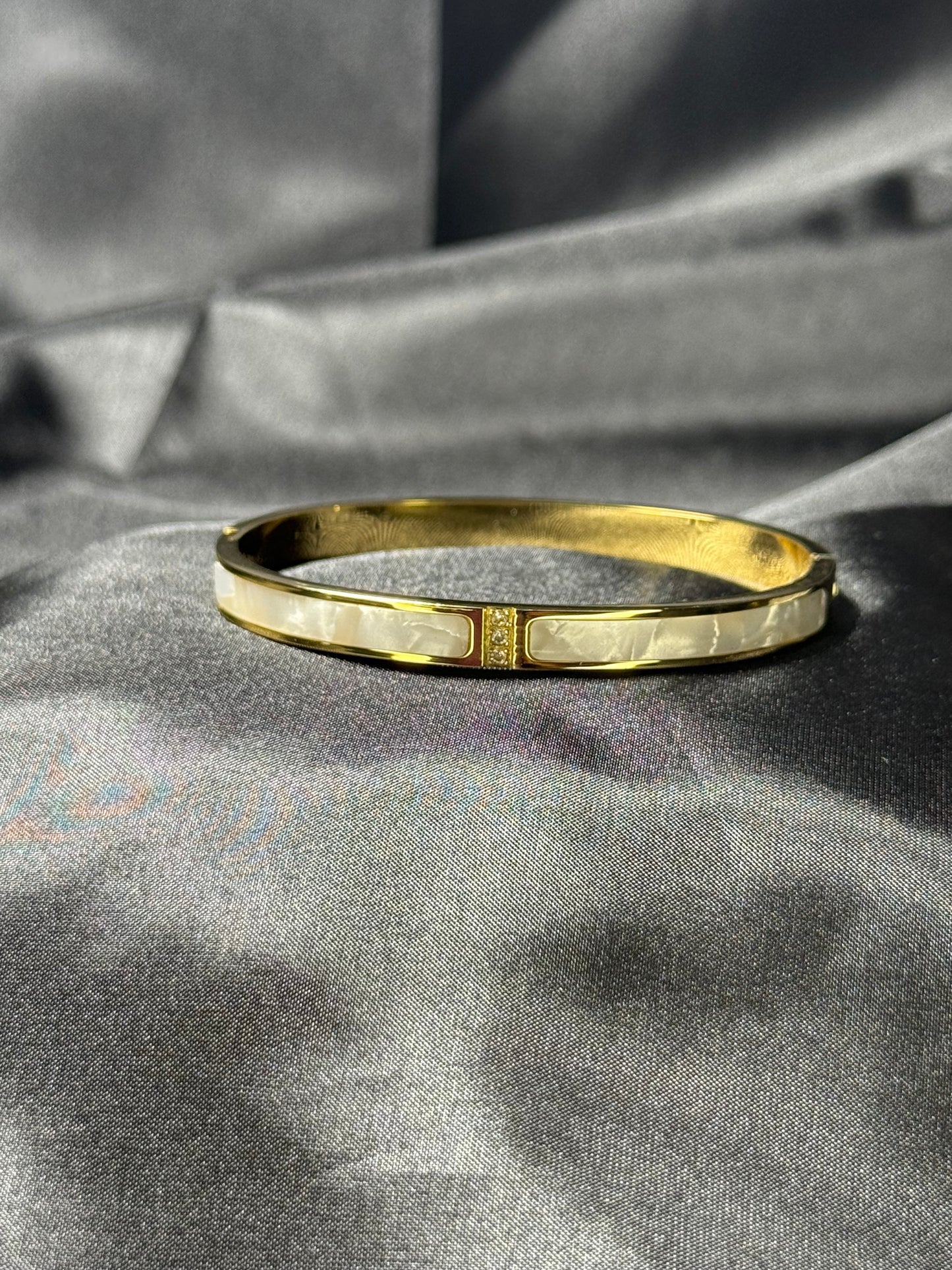 Quartz Bangle