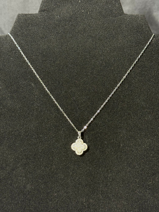 Clover Necklace
