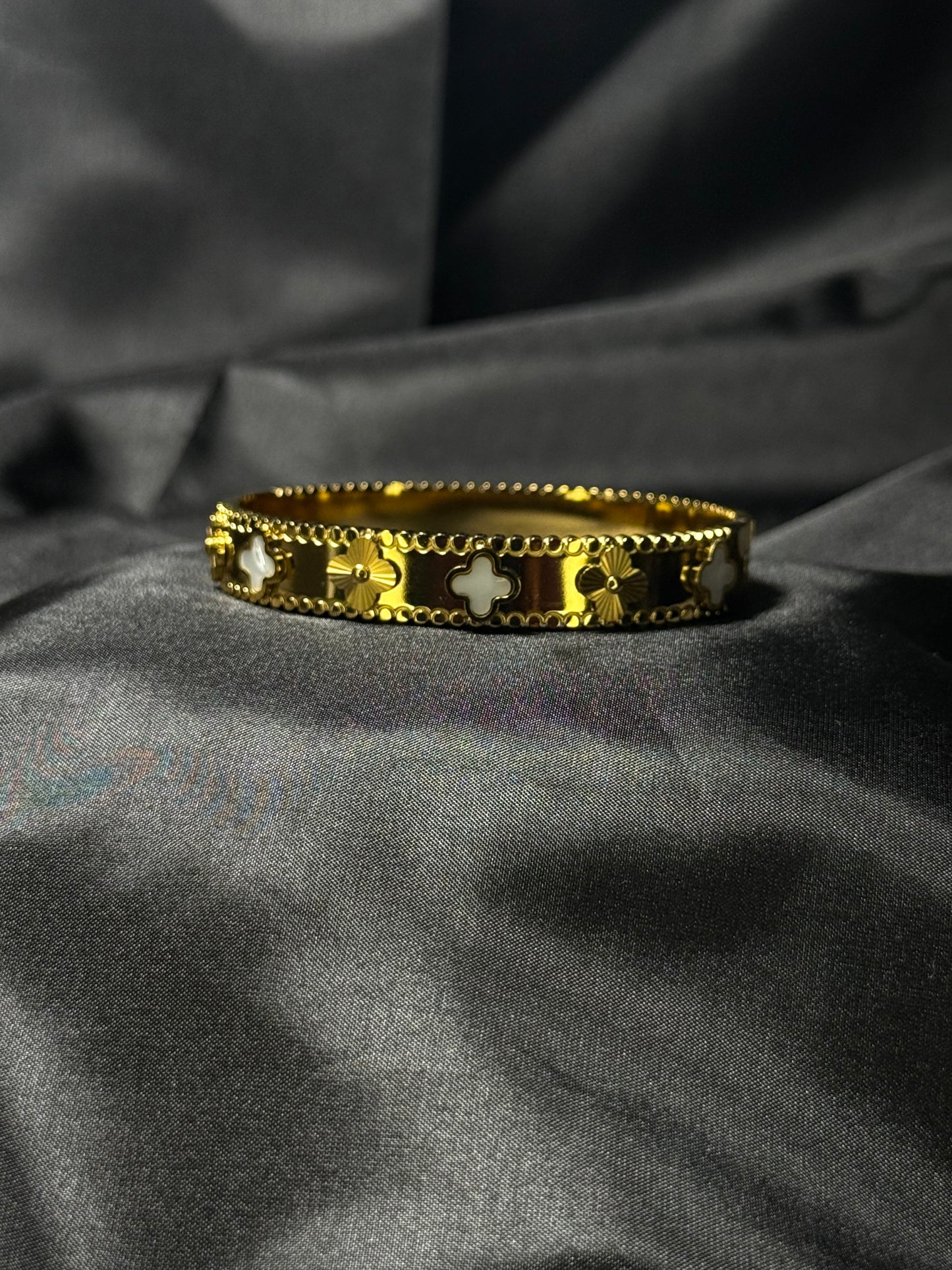 Multi-Clover Bangle