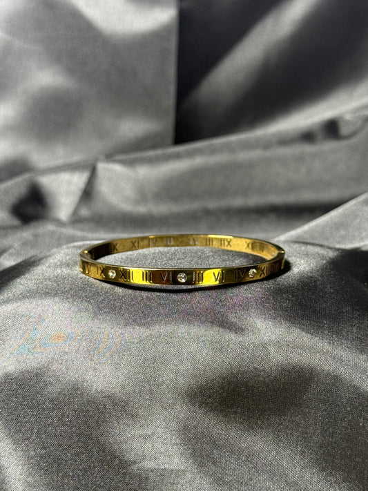 Roman Bangle